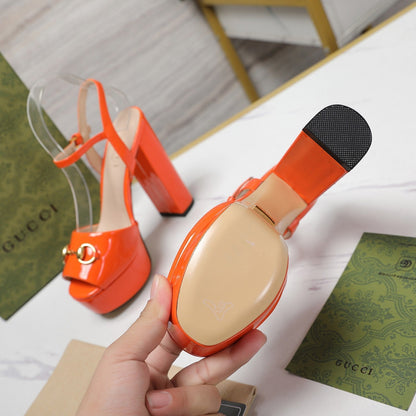 GUCCI Sandales Cuir Noir Orange