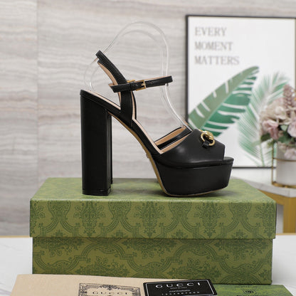 GUCCI Sandales Cuir Noir Black