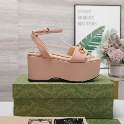 GUCCI Horsebit Wedges Sandals Pink