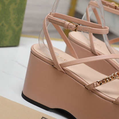 GUCCI WEDGE PLATFORM IN LIGHT PINK SHEEPSKIN