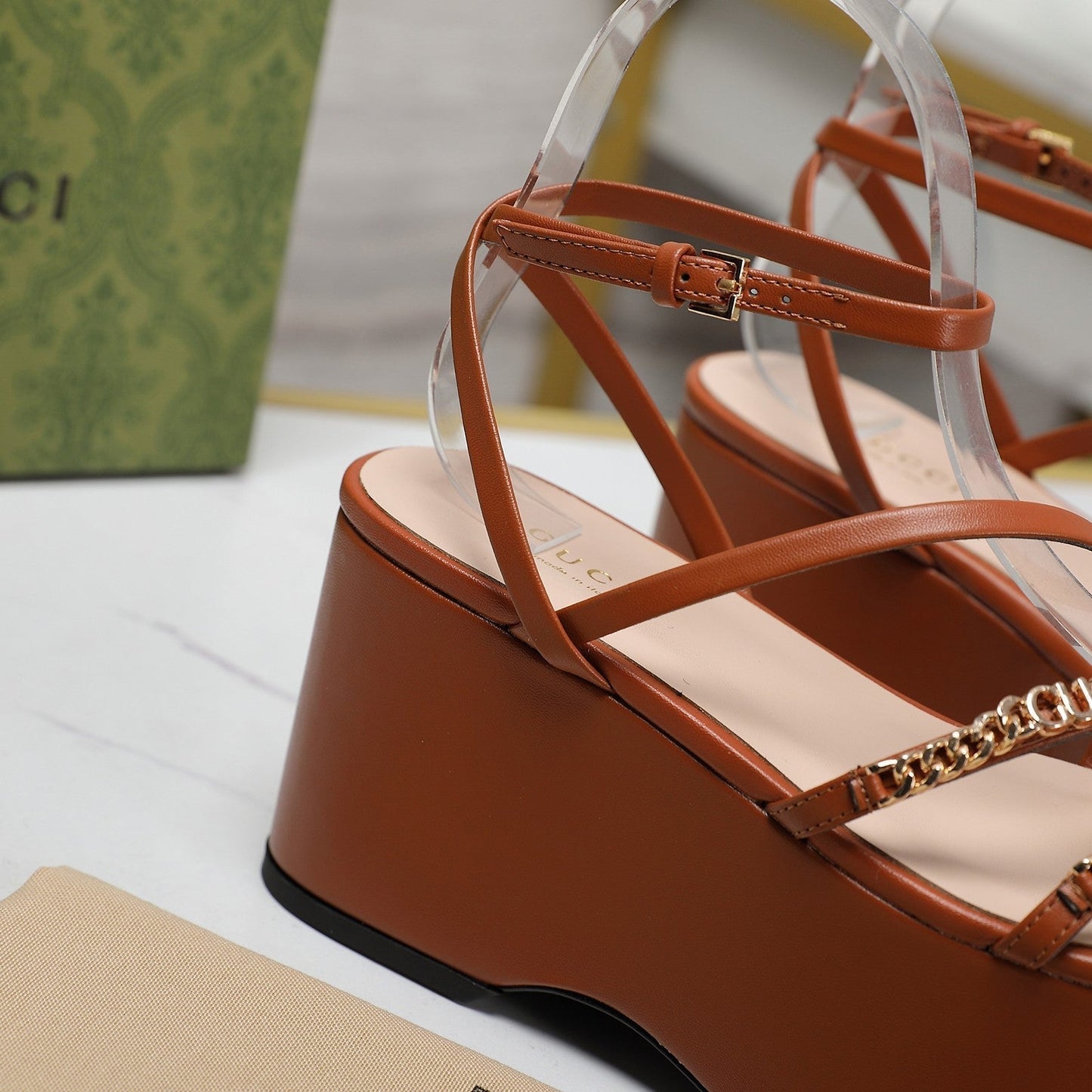 GUCCI WEDGE PLATFORM IN CINNAMON BROWN SHEEPSKIN