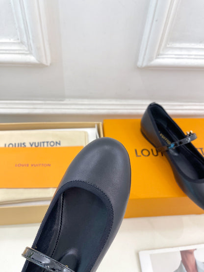 LOUIS VUITTON LV WOMEN ROMY FLAT BALLERINA IN BLACK METALLIC LAMBSKIN