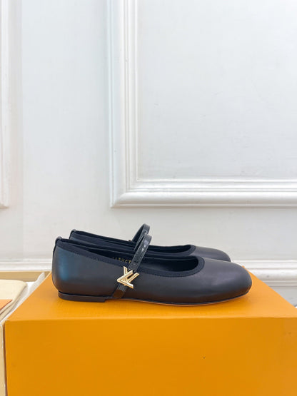 LOUIS VUITTON LV WOMEN ROMY FLAT BALLERINA IN BLACK METALLIC LAMBSKIN