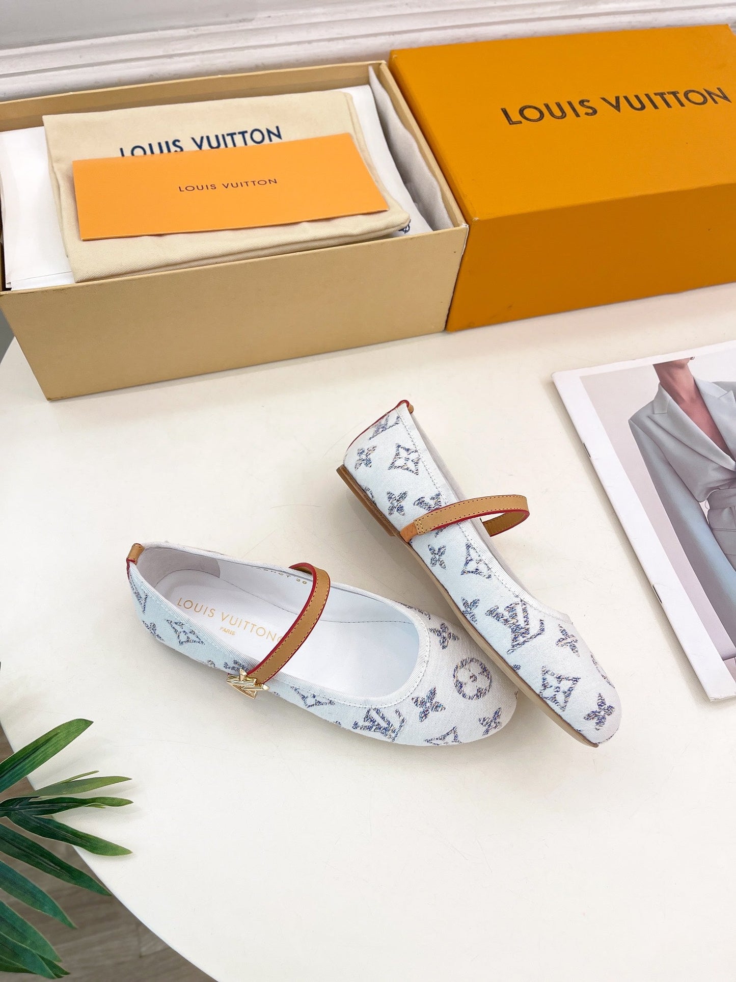 LOUIS VUITTON LV WOMEN ROMY FLAT BALLERINA IN WHITE MONOGRAM JACQUARD