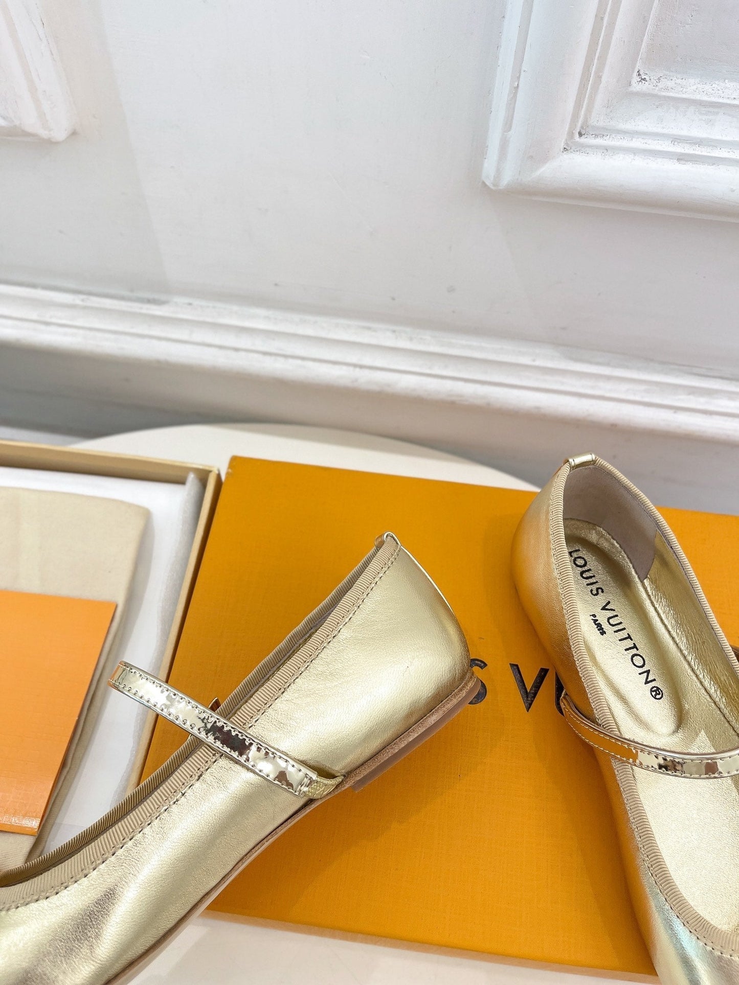 LOUIS VUITTON LV WOMEN ROMY FLAT BALLERINA IN GOLDEN METALLIC LAMBSKIN