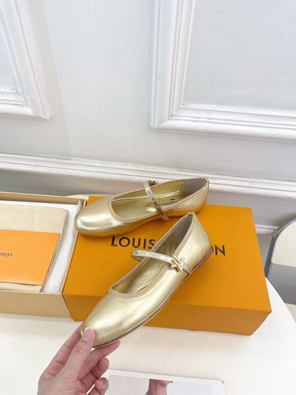 LOUIS VUITTON LV WOMEN ROMY FLAT BALLERINA IN GOLDEN METALLIC LAMBSKIN