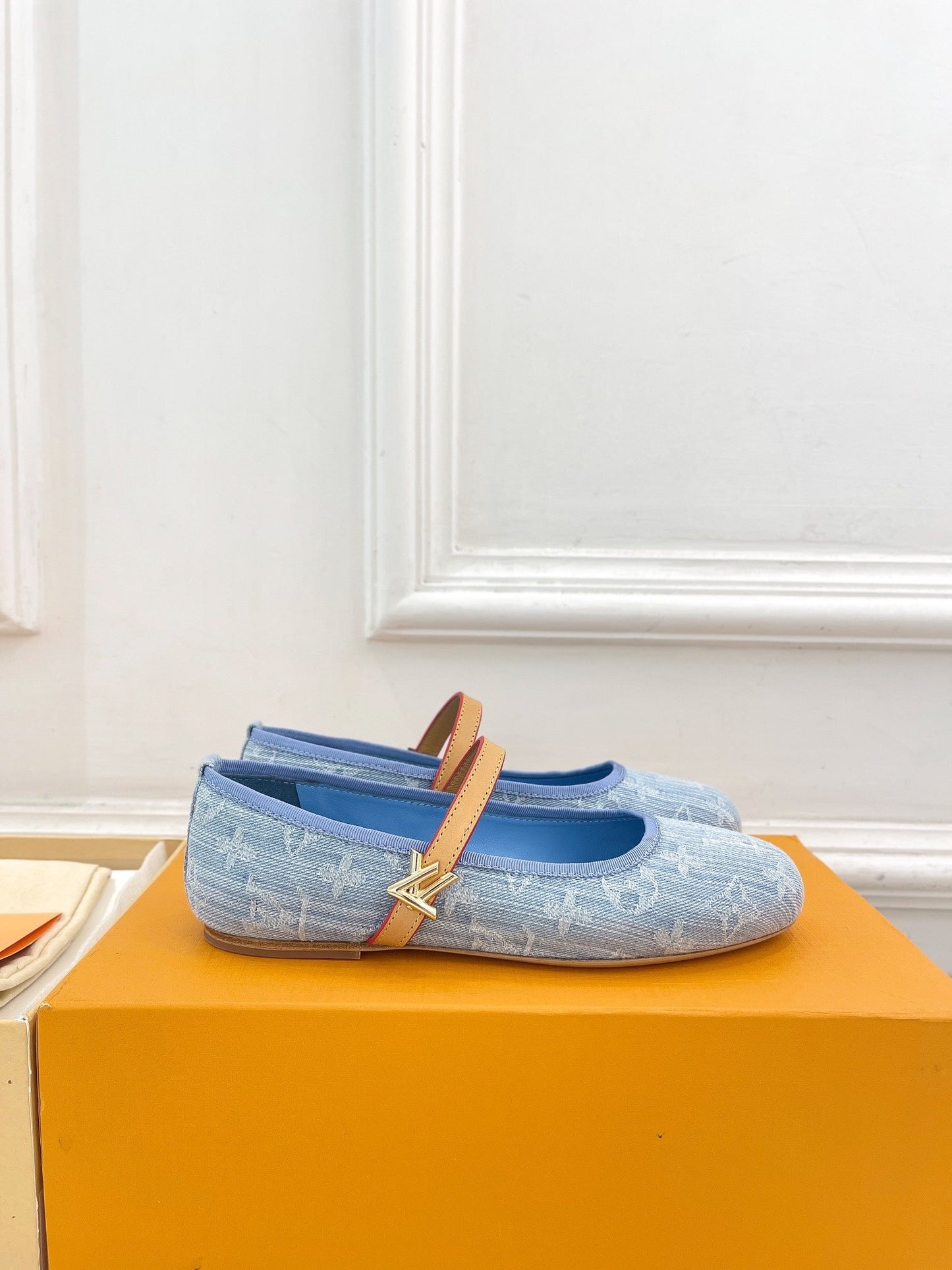 LOUIS VUITTON LV WOMEN ROMY FLAT BALLERINA IN LIGHT BLUE MONOGRAM DENIM