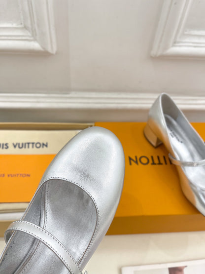 LOUIS VUITTON LV WOMEN ROMY HIGH BALLERINA IN SILVER METALLIC LAMBSKIN