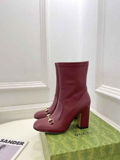 GUCCI HORSEBIT ANKLE BOOTS 9.5CM IN BURGUNDY RED SHEEPSKIN