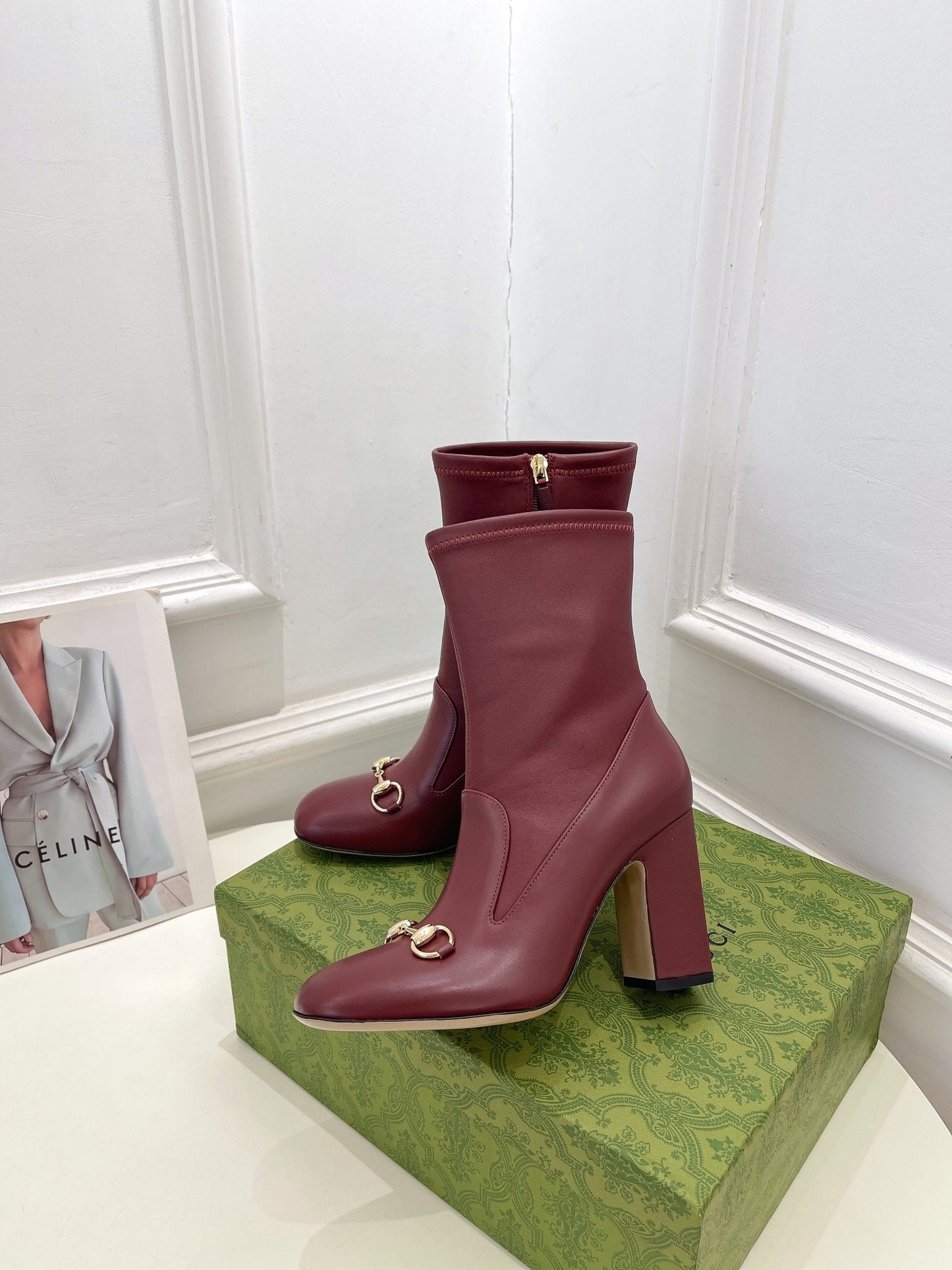 GUCCI HORSEBIT ANKLE BOOTS 9.5CM IN BURGUNDY RED SHEEPSKIN
