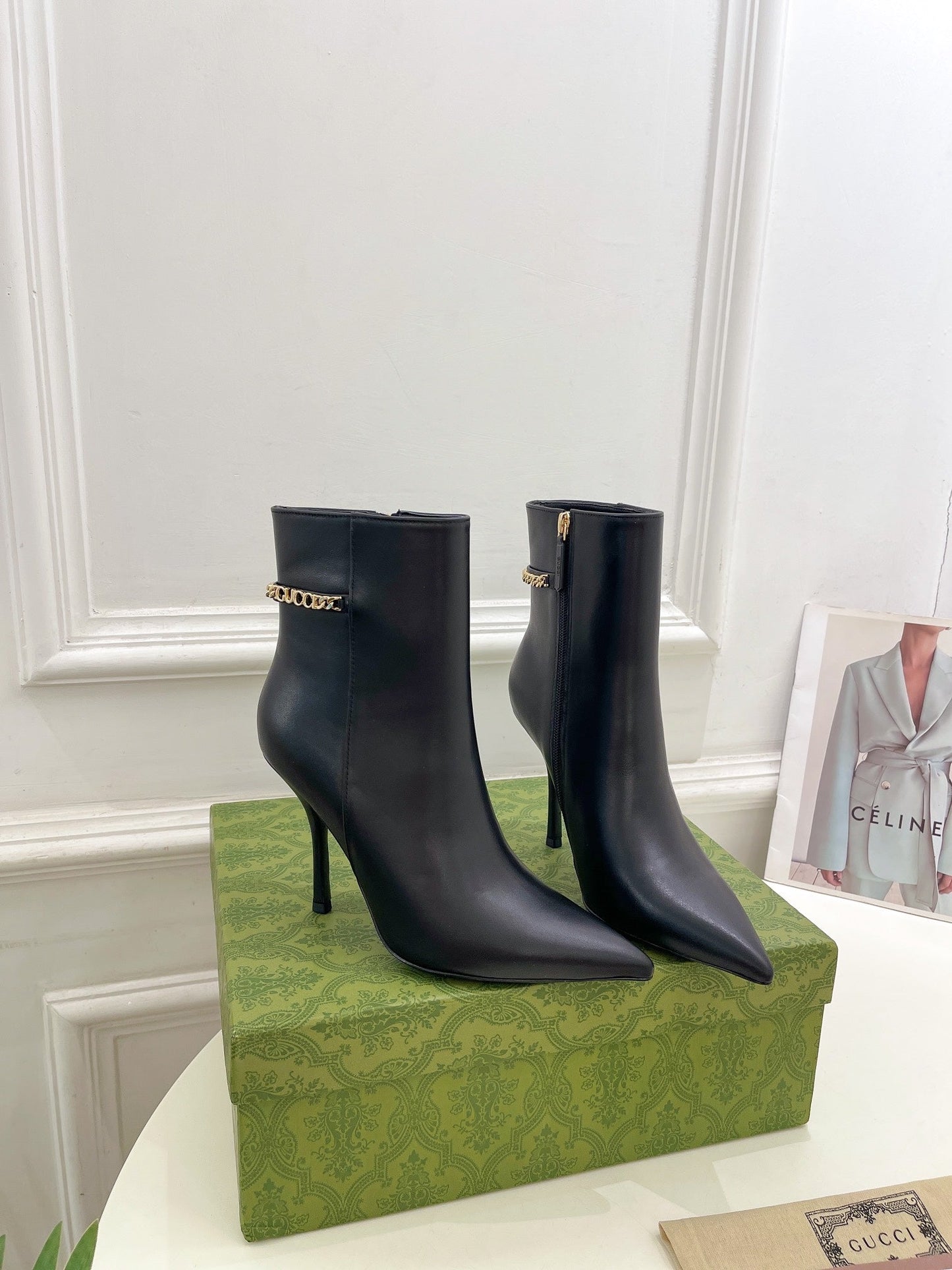 GUCCI SIGNORIA SHORT BOOTS 10.5CM IN BLACK CALFSKIN