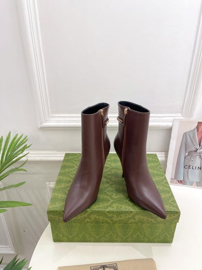GUCCI SIGNORIA SHORT BOOTS 10.5CM IN WALNUT BROWN CALFSKIN