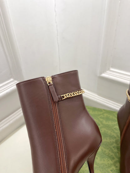 GUCCI SIGNORIA SHORT BOOTS 10.5CM IN WALNUT BROWN CALFSKIN