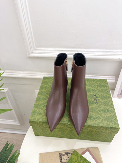 GUCCI SIGNORIA SHORT BOOTS 4.5CM IN WALNUT BROWN CALFSKIN