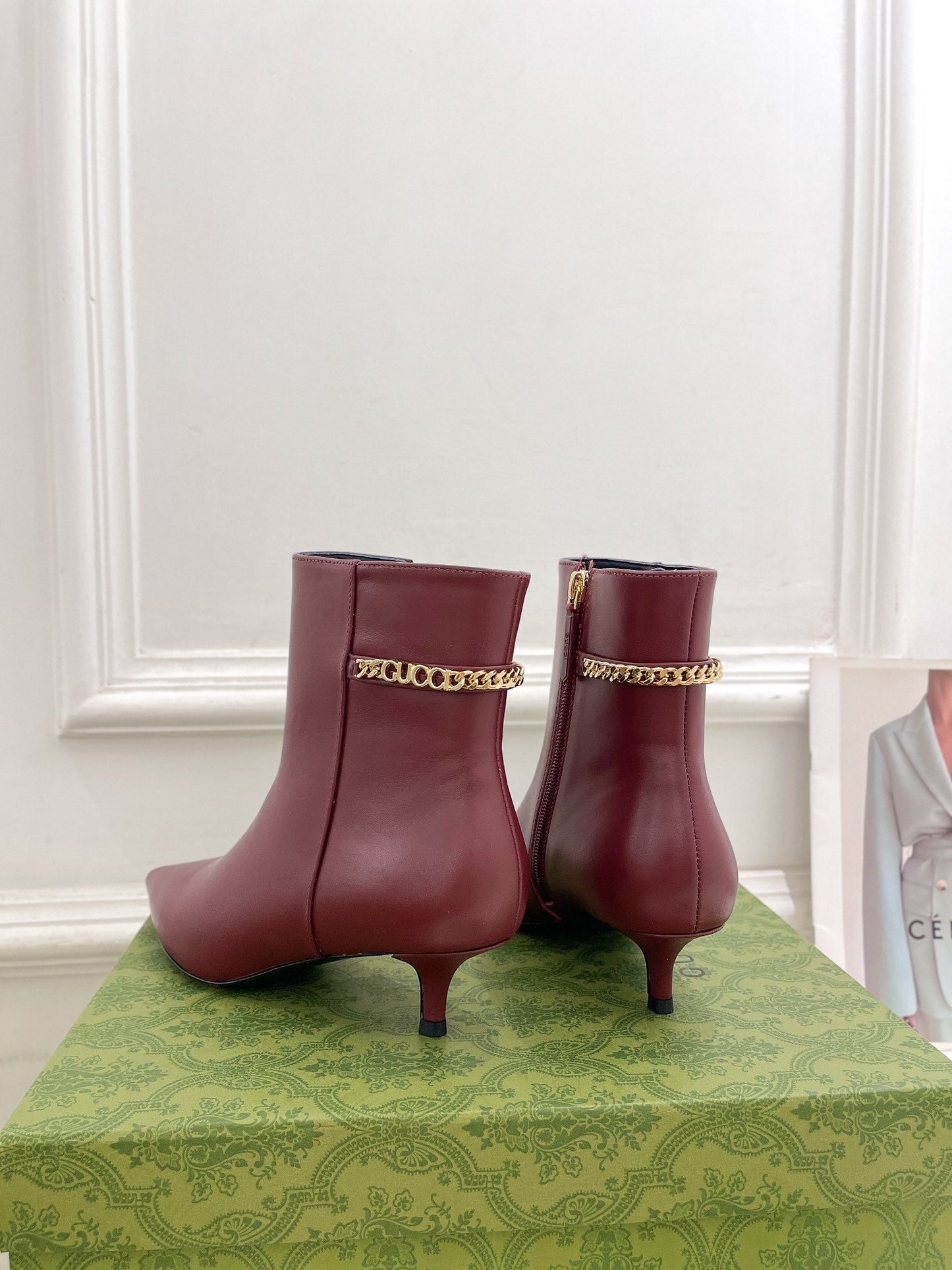 GUCCI SIGNORIA SHORT BOOTS 4.5CM IN BURGUNDY RED CALFSKIN