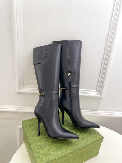 GUCCI SIGNORIA KNEE BOOTS 10.5CM IN BLACK CALFSKIN