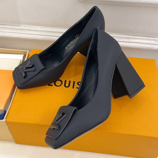 LOUIS VUITTON SHAKE PUMP BLOCK HEEL 9 CM SANDALS IN BLACK PEPPLE CALFSKIN