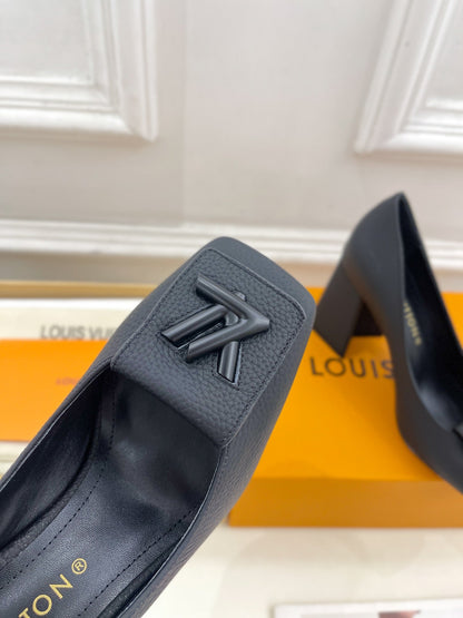 LOUIS VUITTON SHAKE PUMP BLOCK HEEL 9 CM SANDALS IN BLACK PEPPLE CALFSKIN